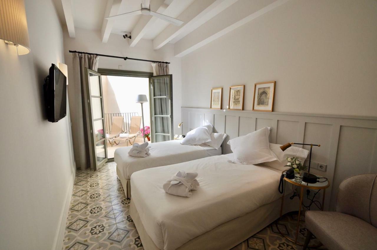 Hotel Basilica Palma de Mallorca Habitación foto